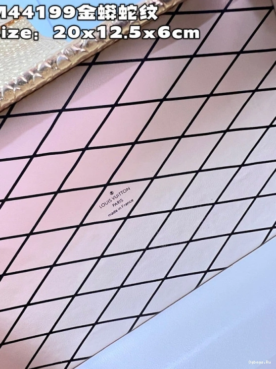 VUITTON MALLE LOUIS PETITE 0130